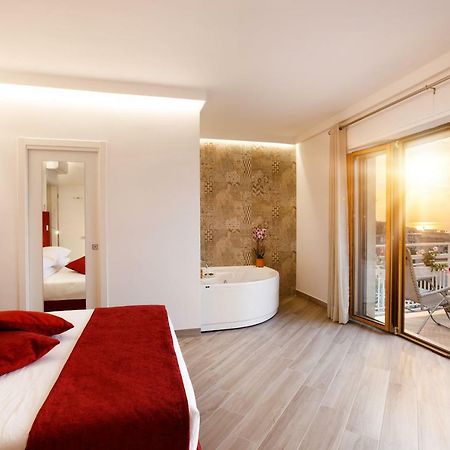 Le Muse Suite ซอร์เรนโต ภายนอก รูปภาพ