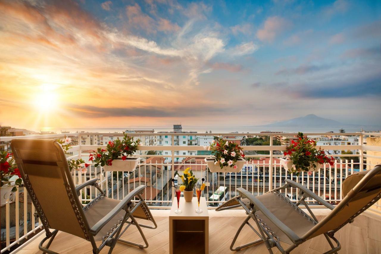 Le Muse Suite ซอร์เรนโต ภายนอก รูปภาพ