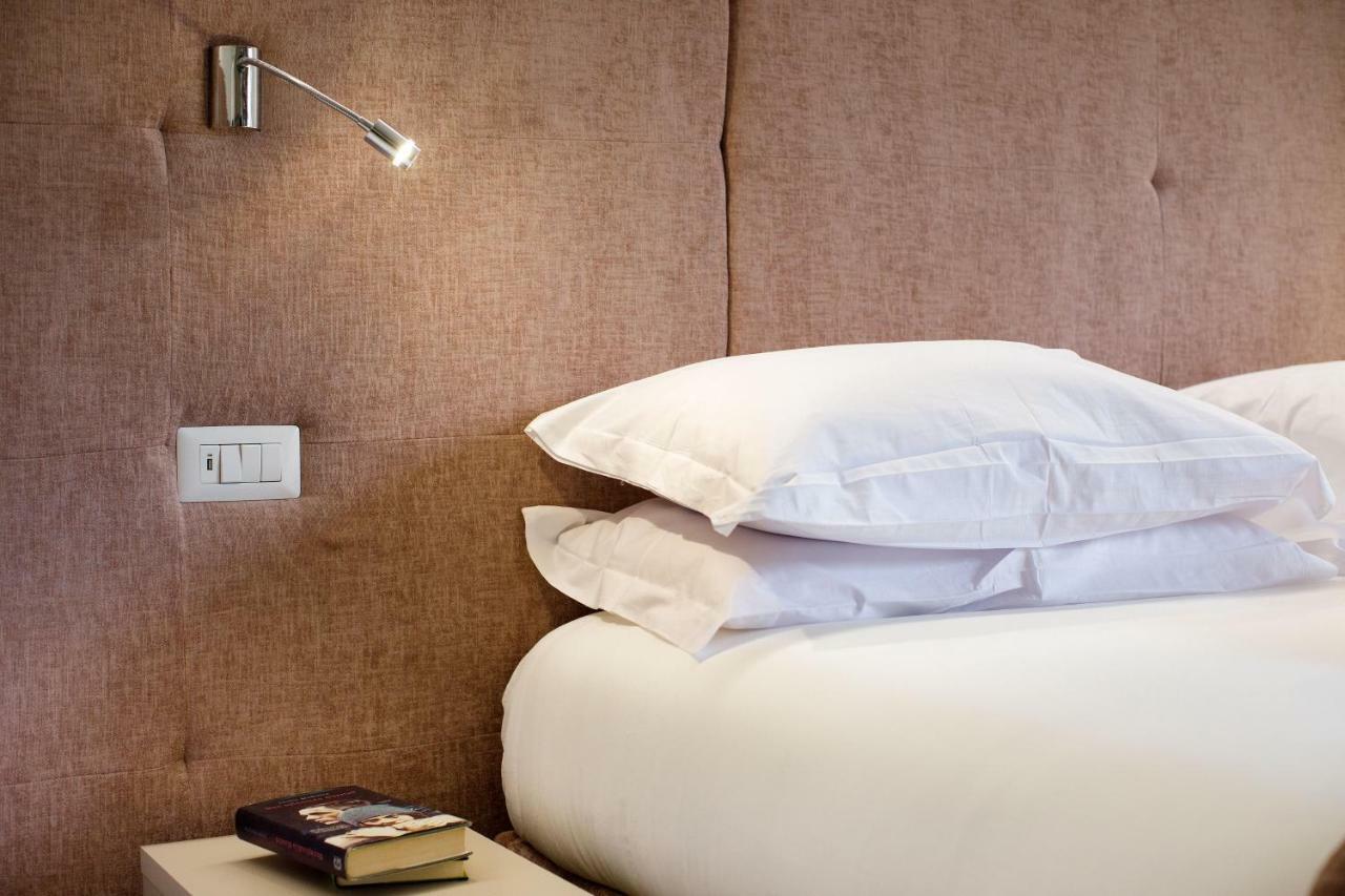 Le Muse Suite ซอร์เรนโต ภายนอก รูปภาพ