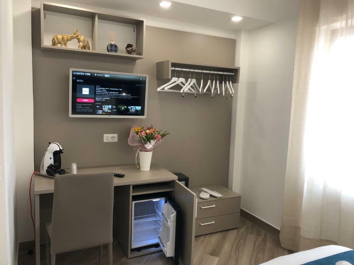 Le Muse Suite ซอร์เรนโต ภายนอก รูปภาพ